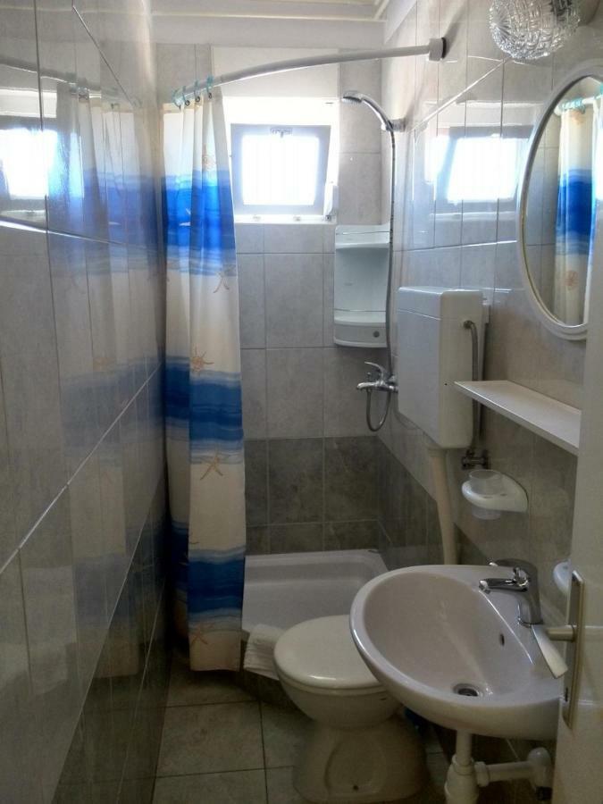 Kampor Apartments Bagian luar foto